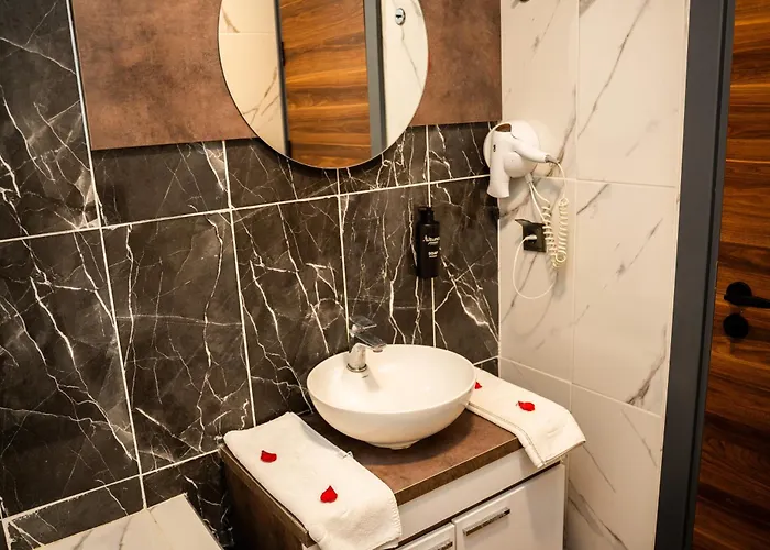 Altuncu Premium Termal 4* Armutlu